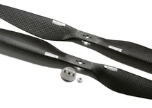 Load image into Gallery viewer, Tiger 15x5 Carbon Fiber Props (pair)